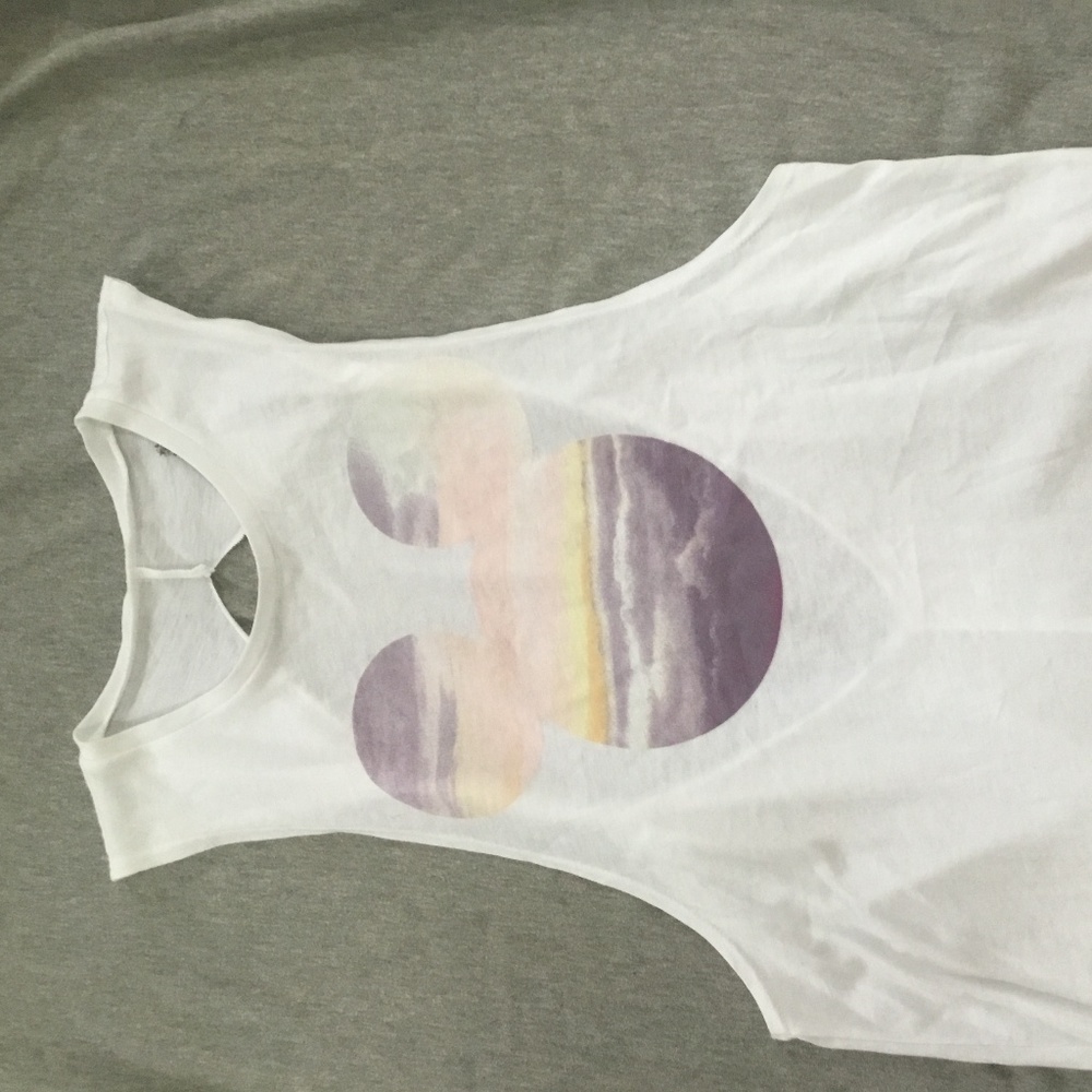 Twist back Mickey shirt